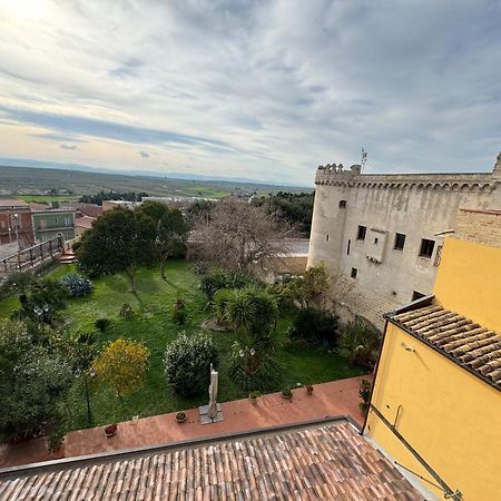 B&B Palazzo Croghan Torre Maggiore Esterno foto