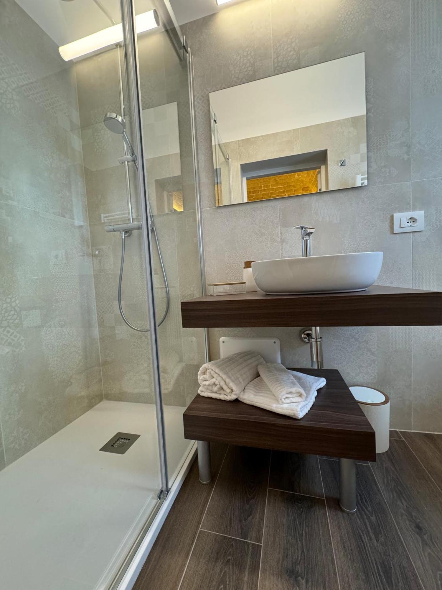 B&B Palazzo Croghan Torre Maggiore Esterno foto