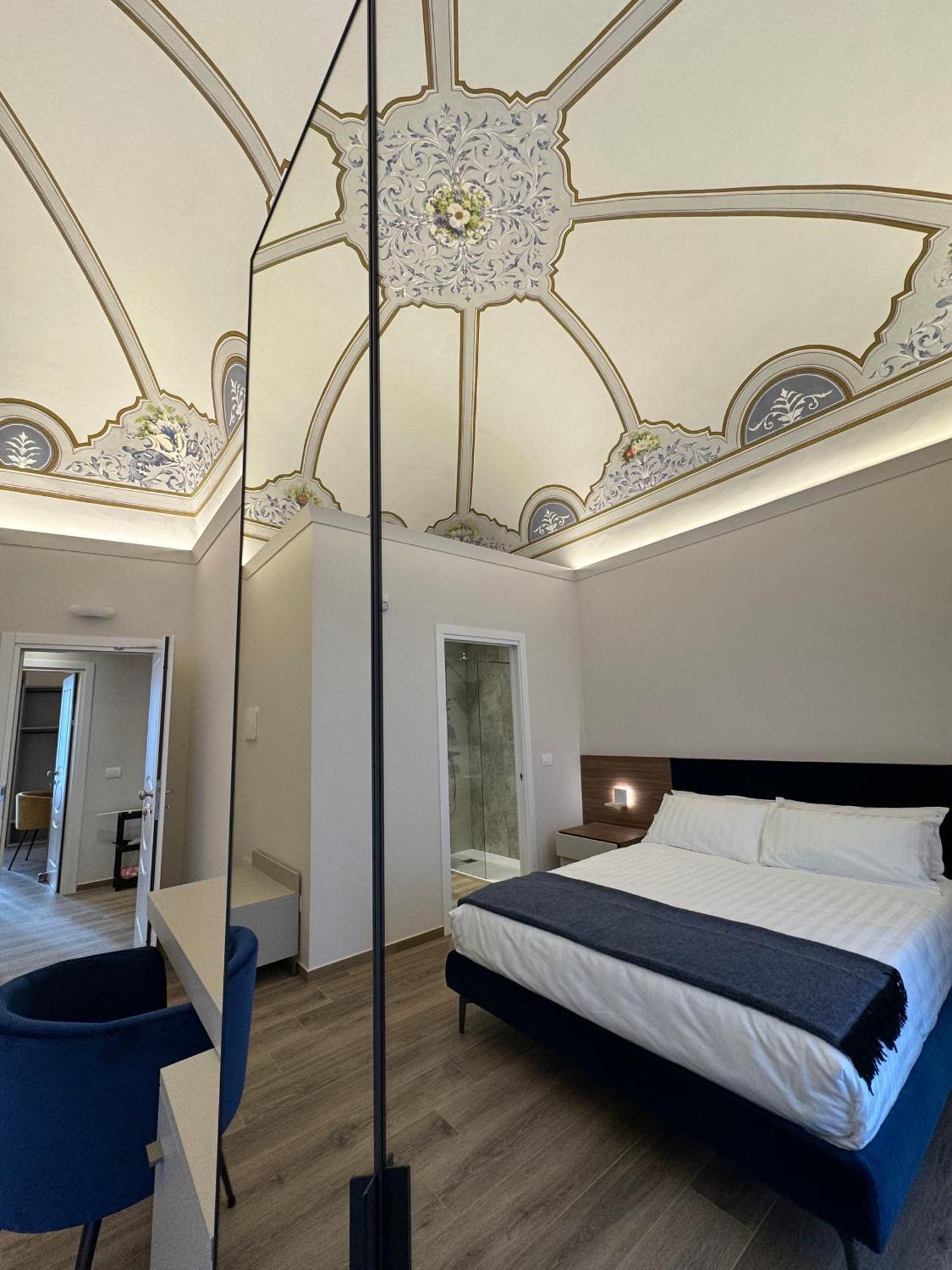 B&B Palazzo Croghan Torre Maggiore Esterno foto